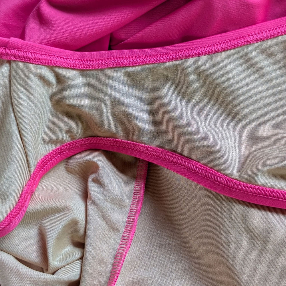 Old Navy Neon Petunia Cutout One-Piece Swimsuit Women’s Size M Bright Pink Sexy - Picture 8 of 8